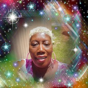 Meet your Posher, Alonia